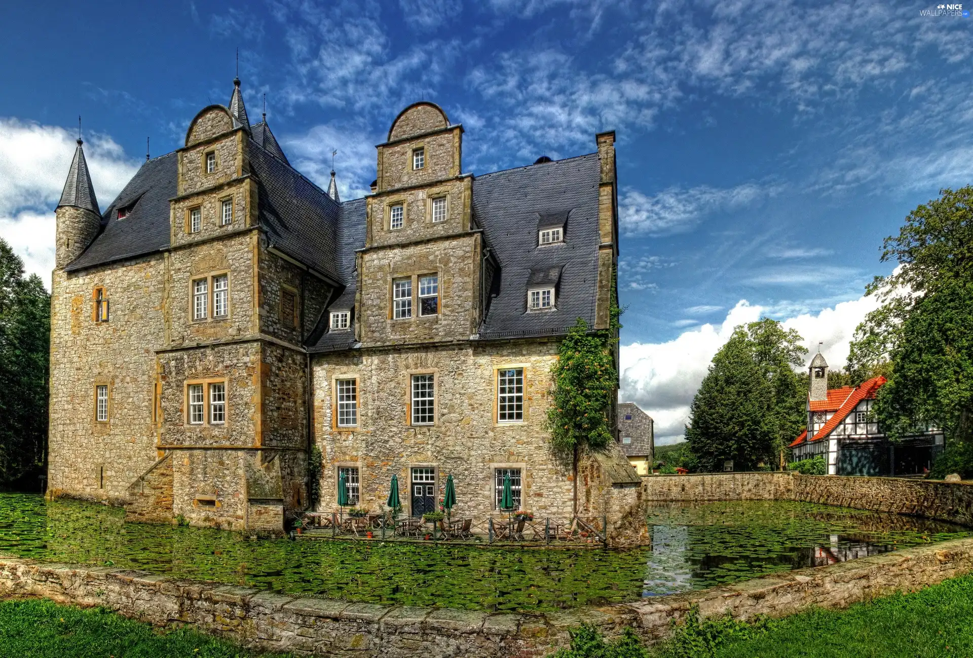 Castle, water, Sky, Restaurant