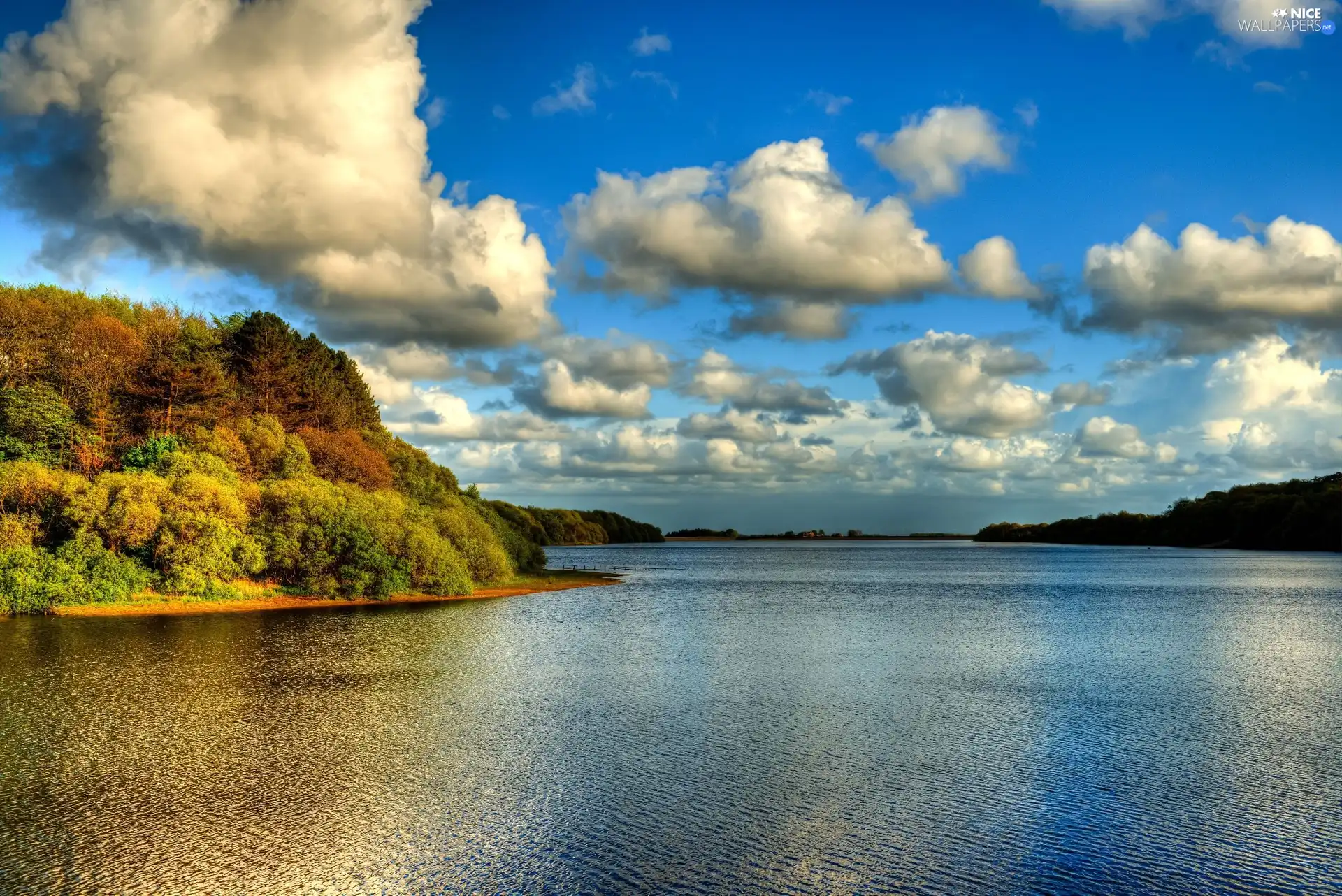 Sky, clouds, trees, viewes, River