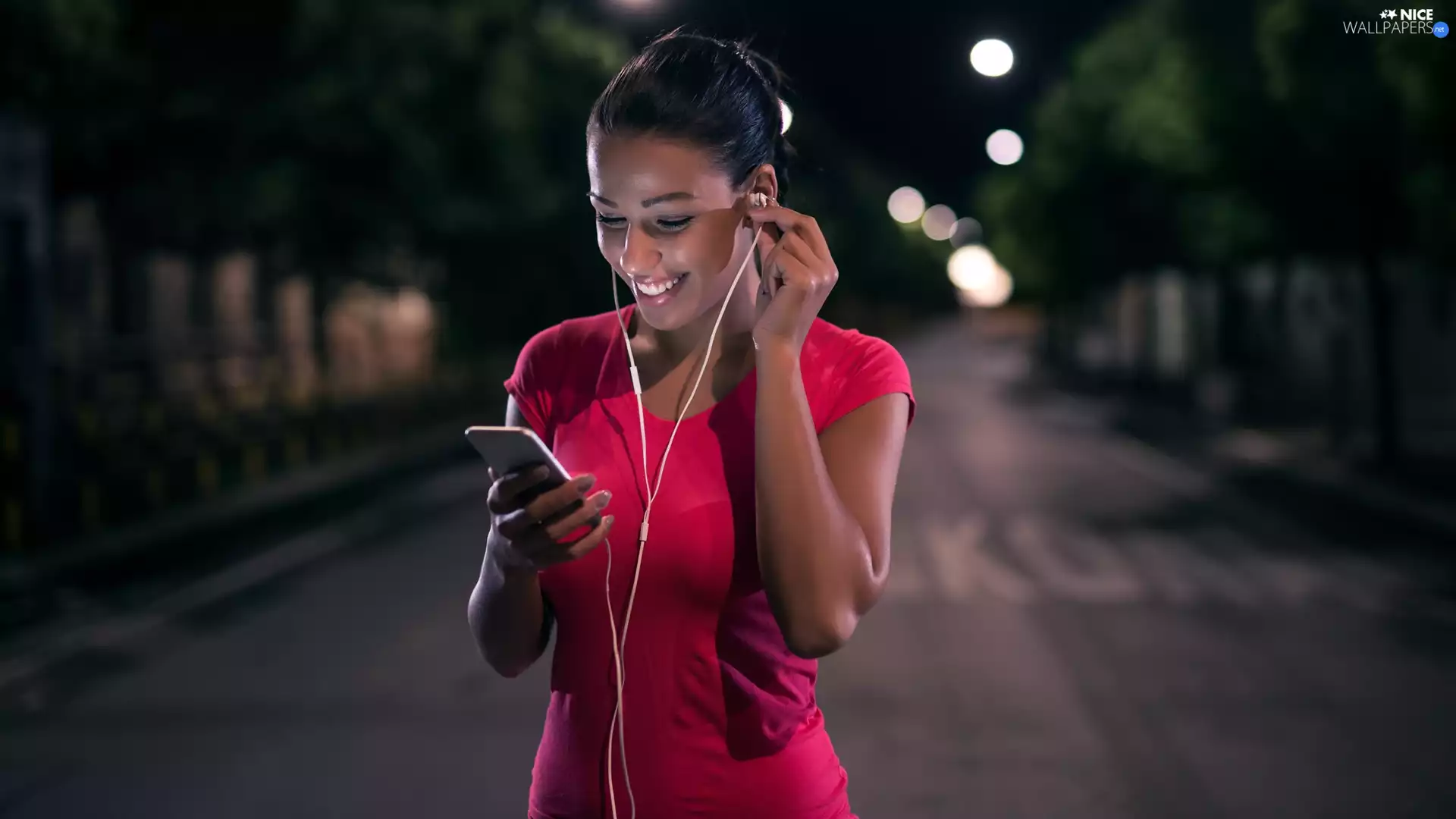 Women, Smartphone, HEADPHONES, Smile