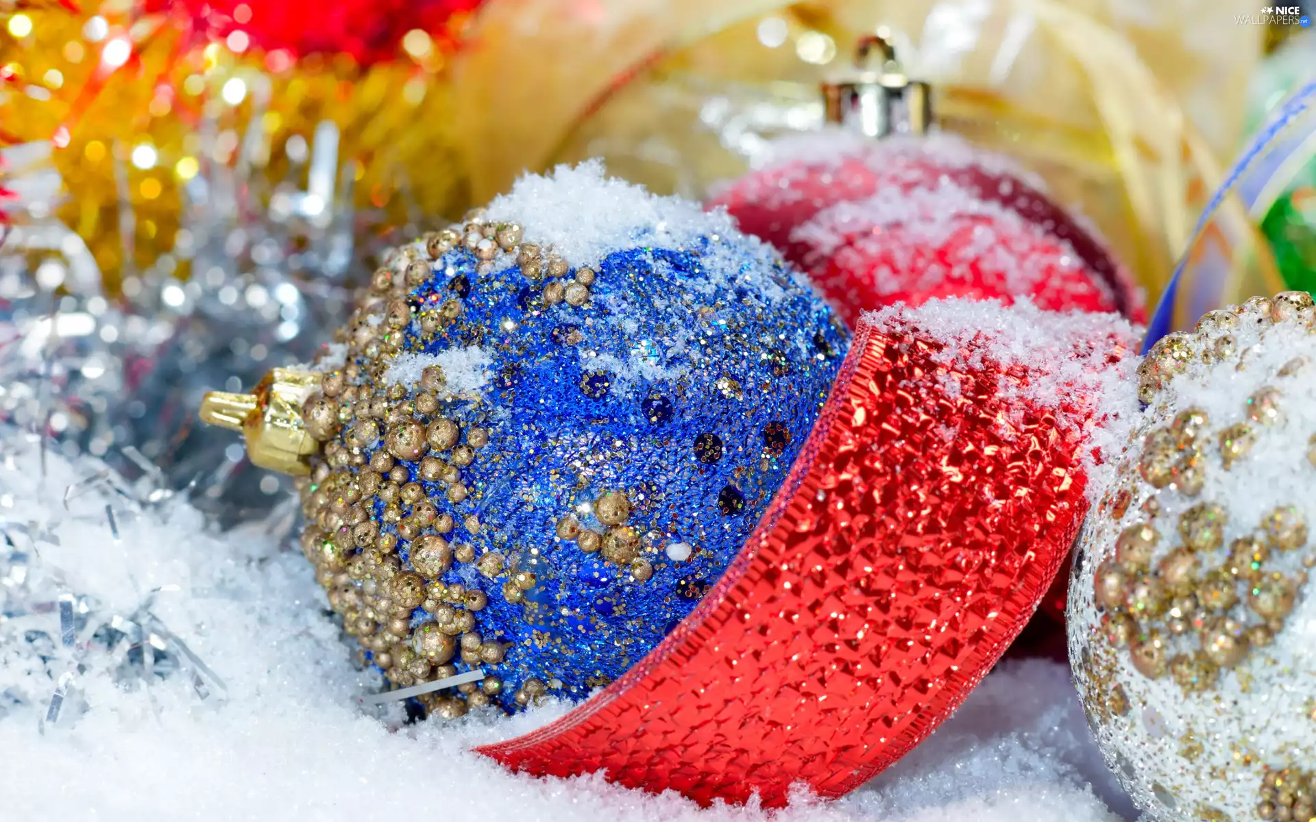 snow, baubles, ribbon