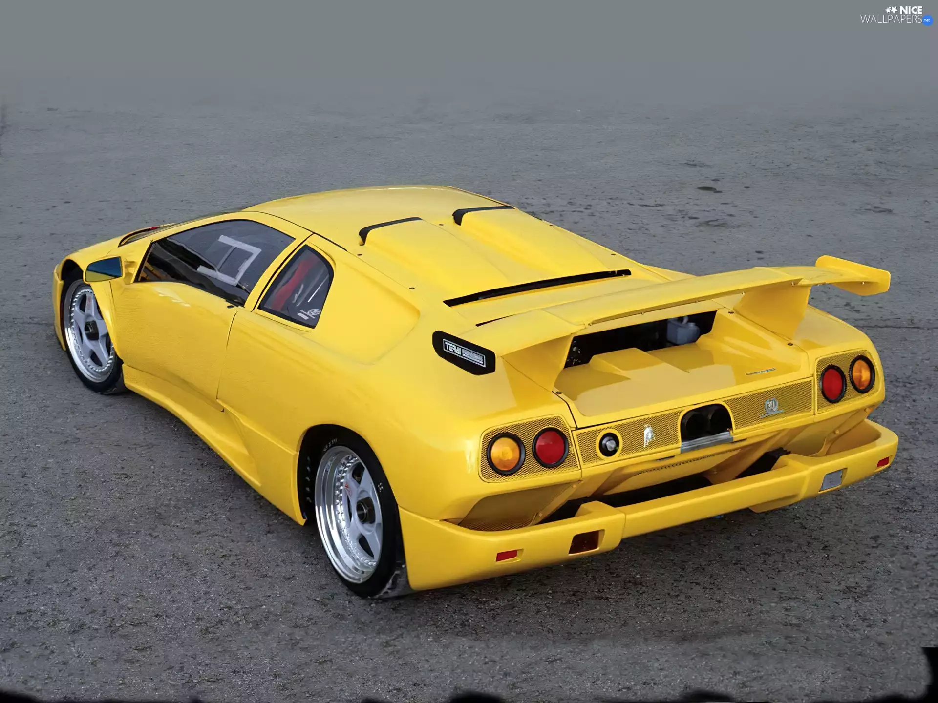 bumper, Lamborghini Diablo, spoiler