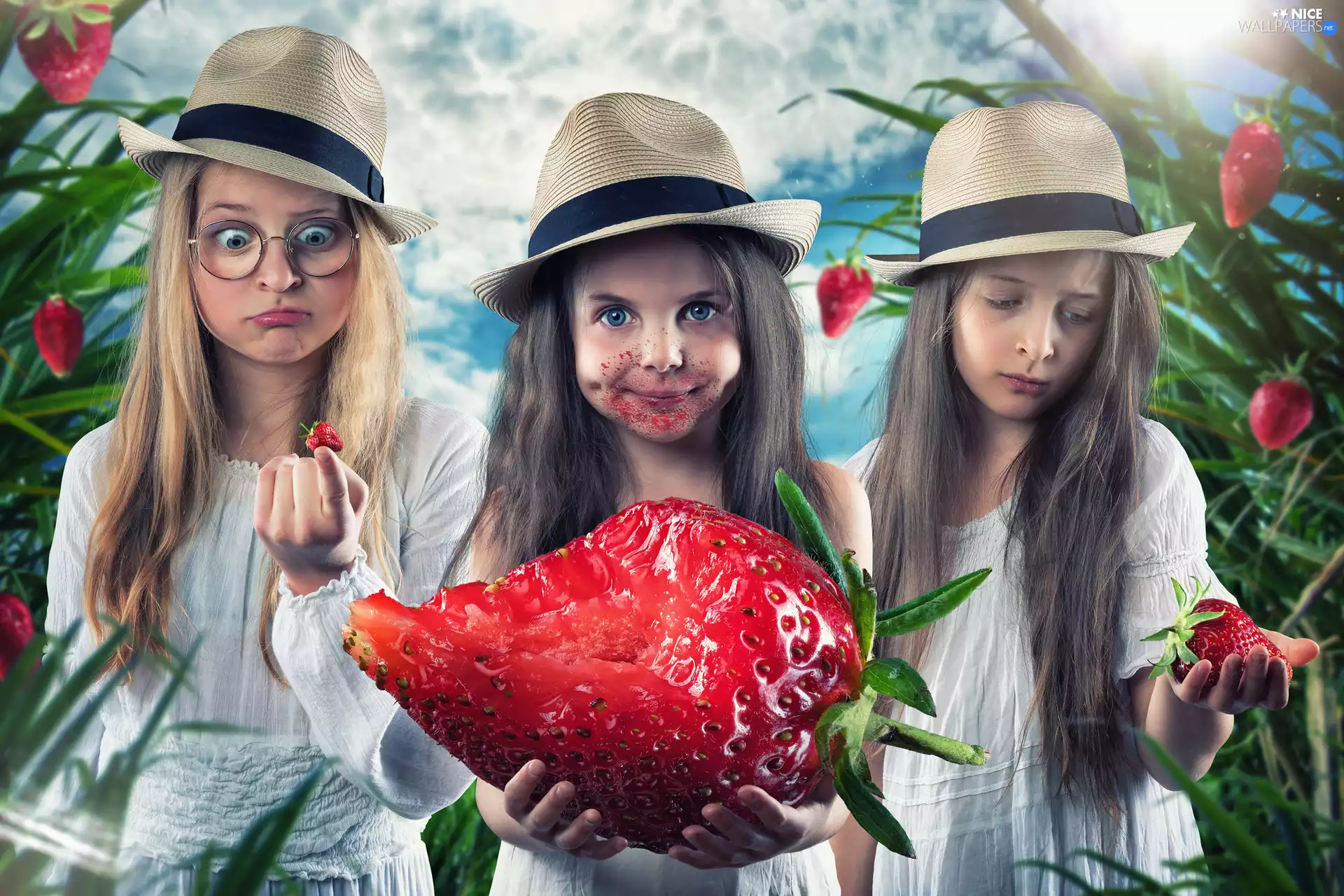 strawberries, Funny, girls