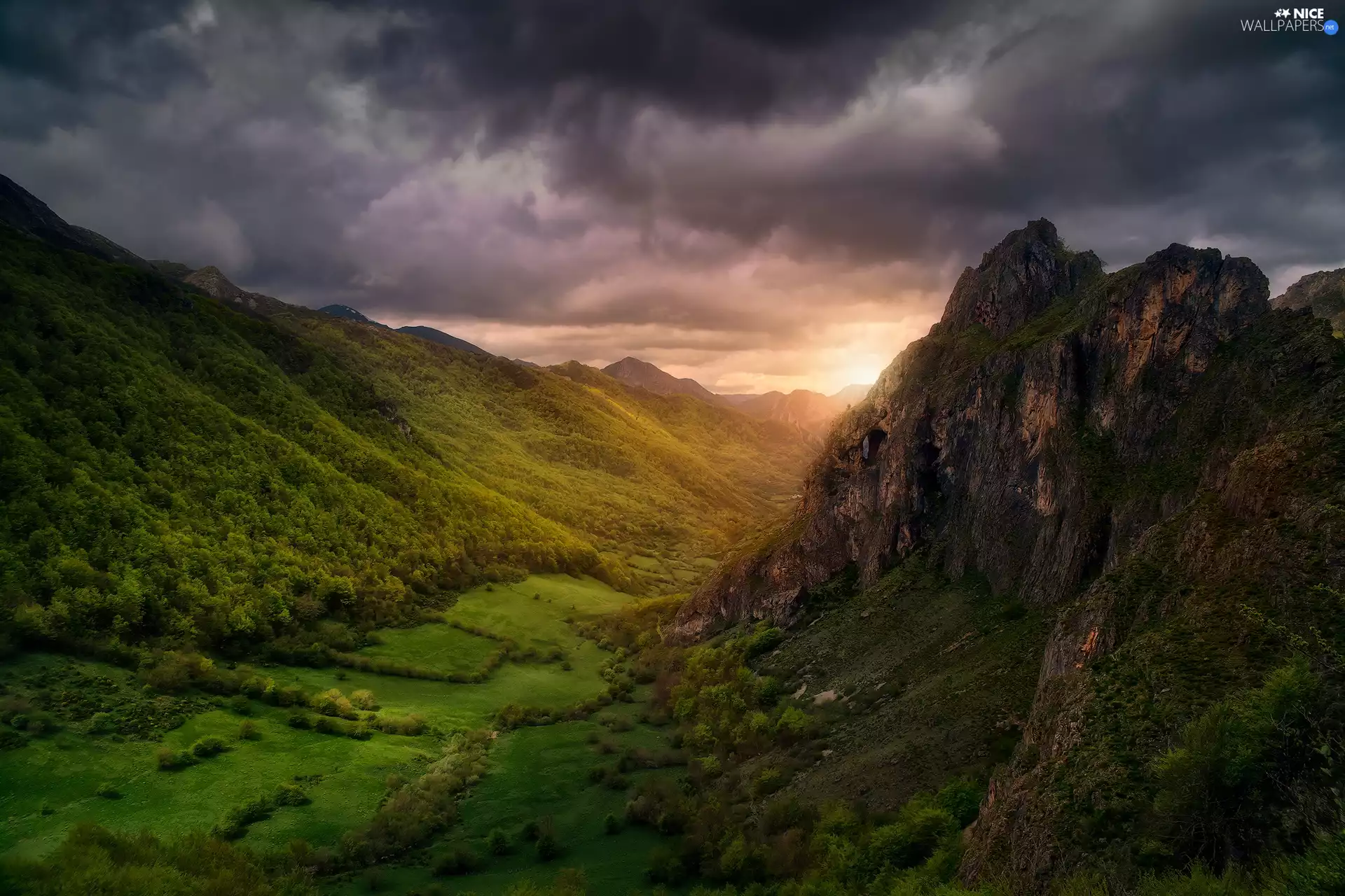 woods, Mountains, clouds, Sunrise, dark, Valley