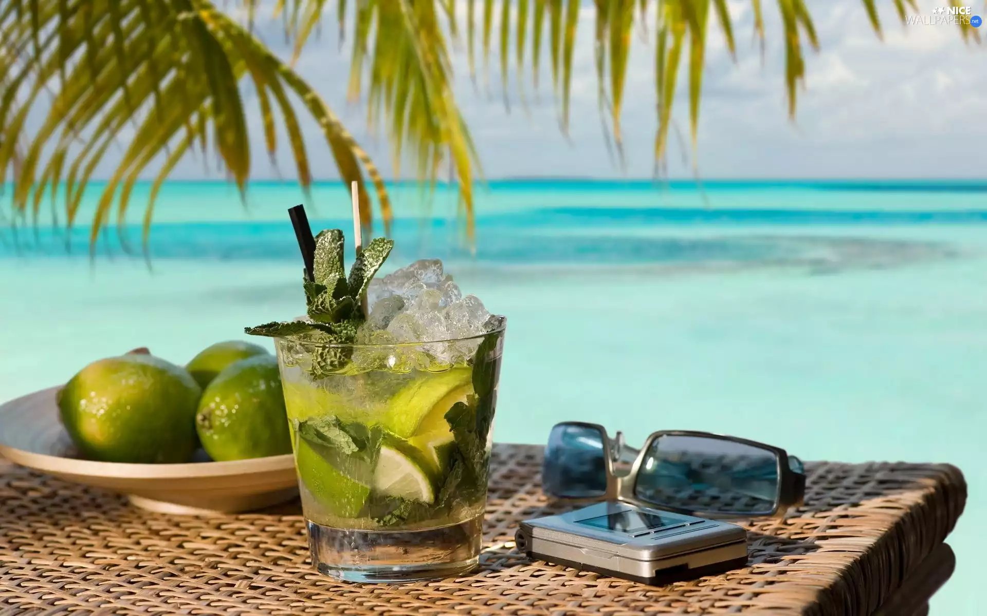Glasses, Sunscreen, cup, limes, Drink