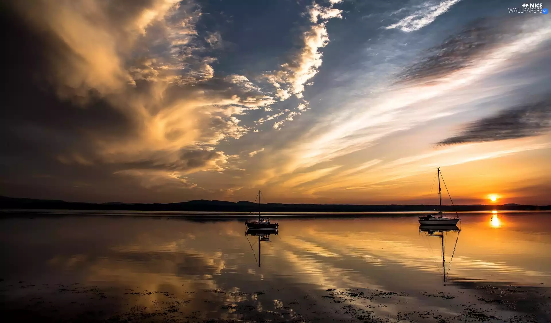 reflection, clouds, Great Sunsets, Sailboats, lake