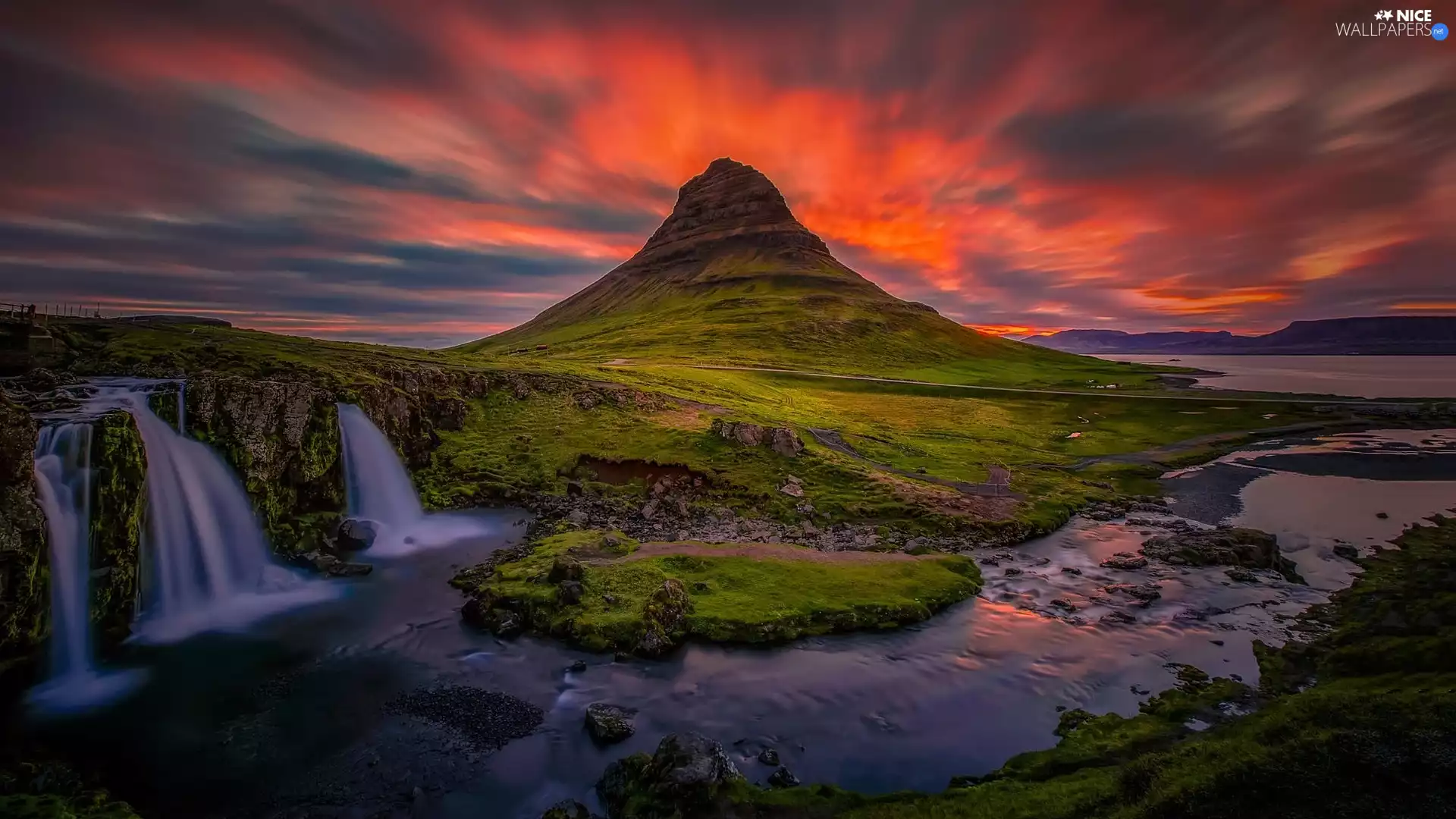 iceland, waterfall, Great Sunsets, Kirkjufell Mountain