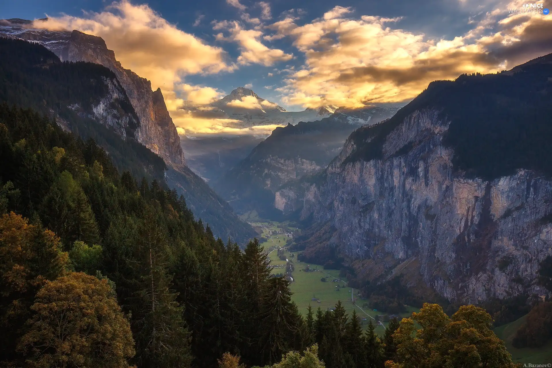 Lauterbrunnental Valley, Alps Mountains, Sunrise, trees, clouds, Canton of Bern, Switzerland, viewes