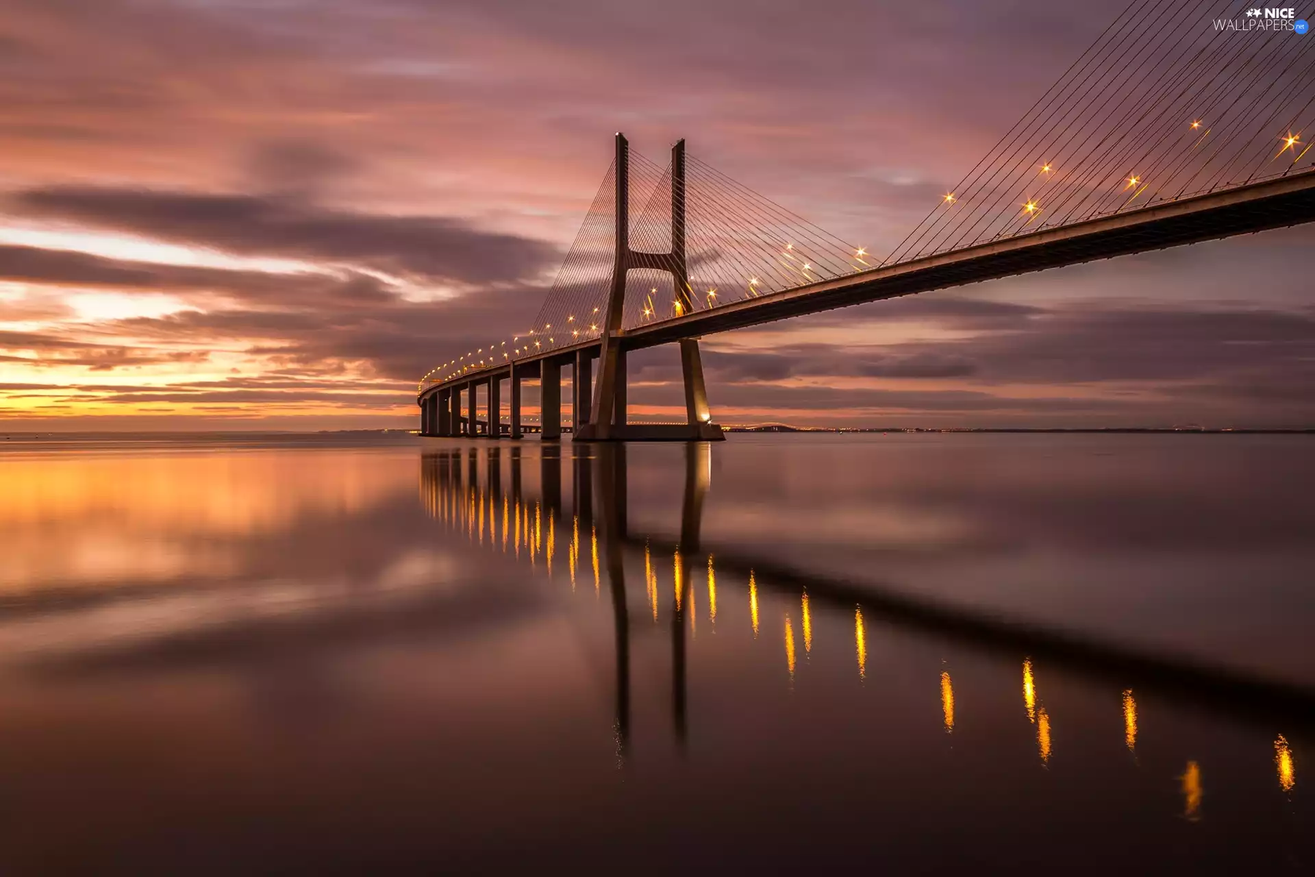 Tag River, Sunrise, Lizbona, Portugal, Vasco da Gama Bridge