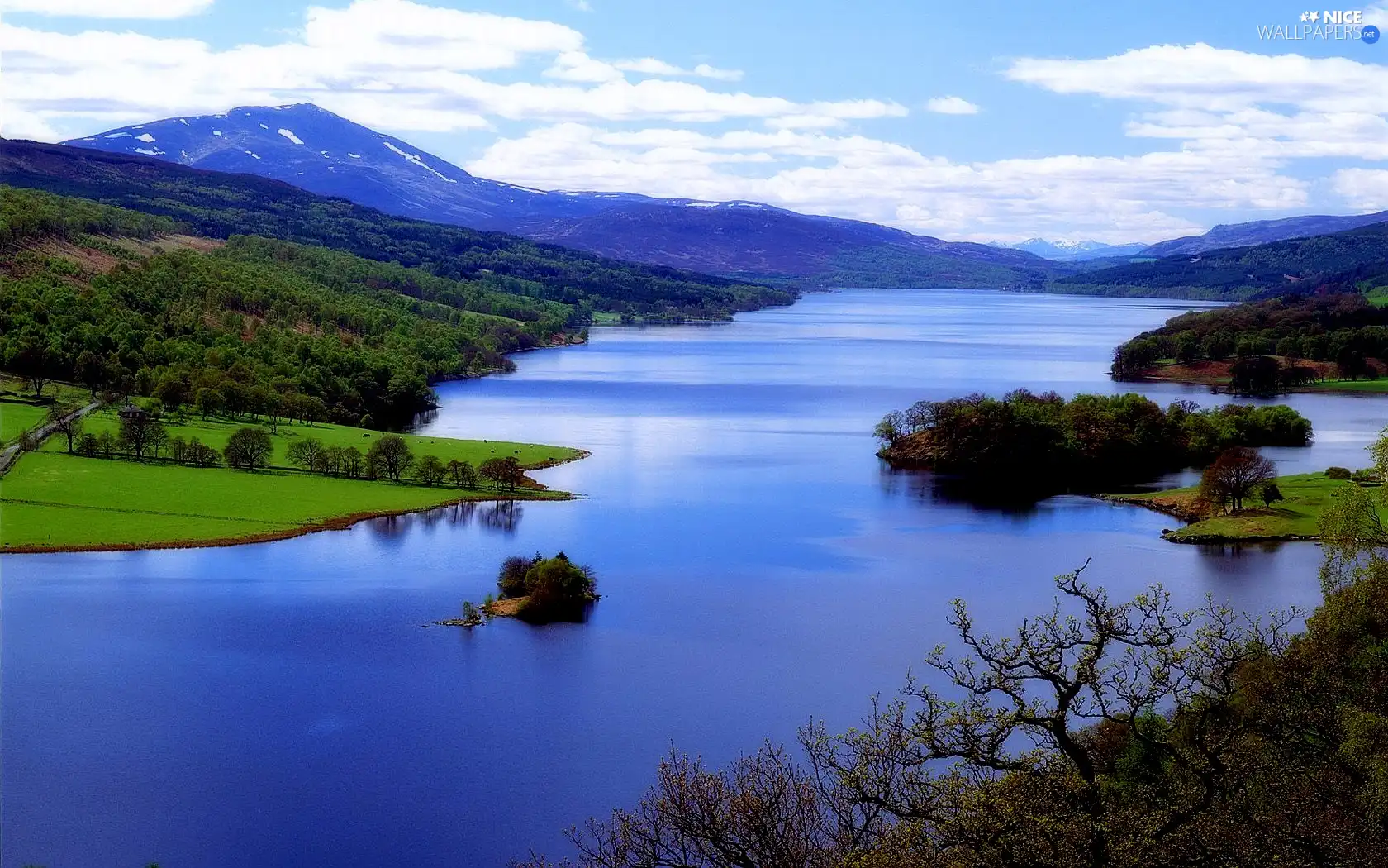 green, River, The Hills