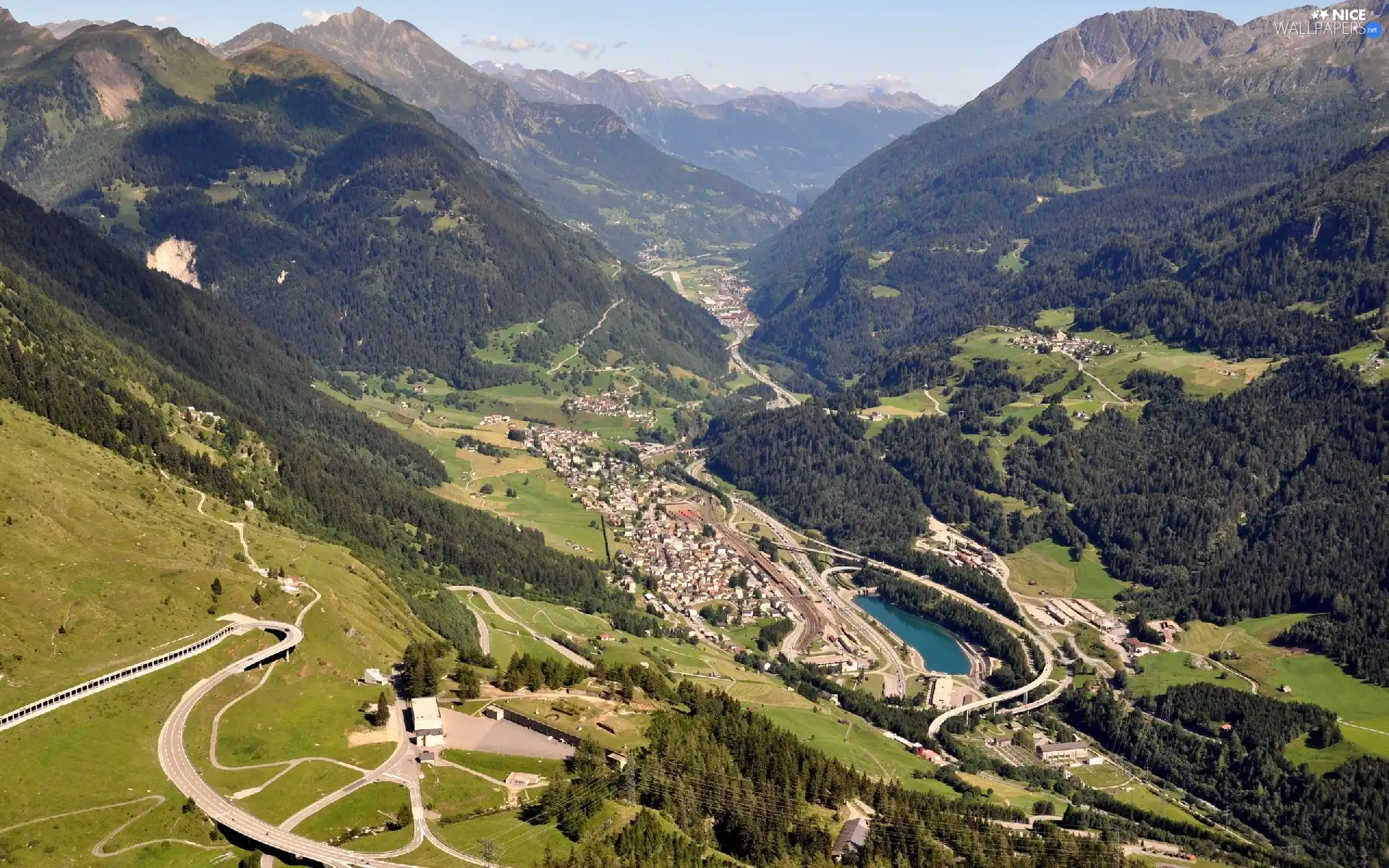 town, Mountains, panorama