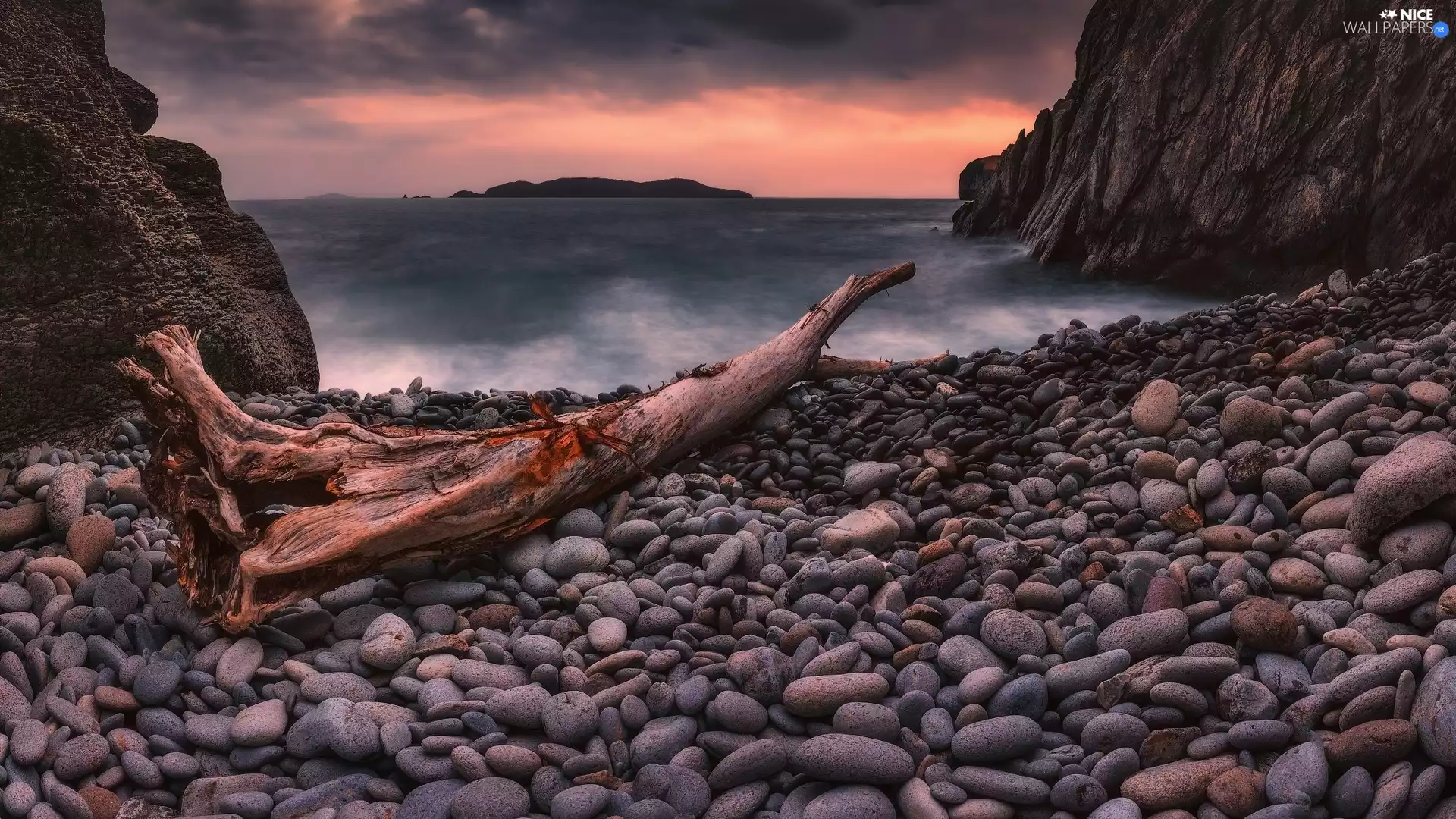 Great Sunsets, Japanese Sea, rocks, Stones, Seaside, Russia, trees, viewes, Lod on the beach