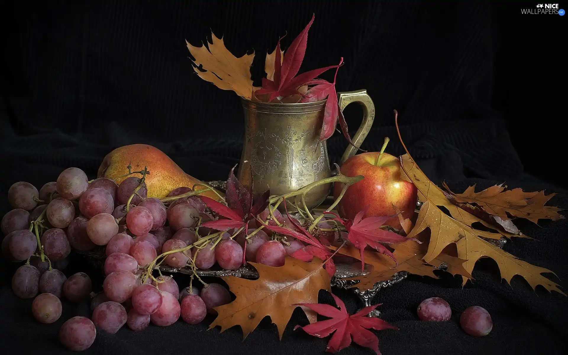 Leaf, composition, Apple, Truck concrete mixer, Grapes