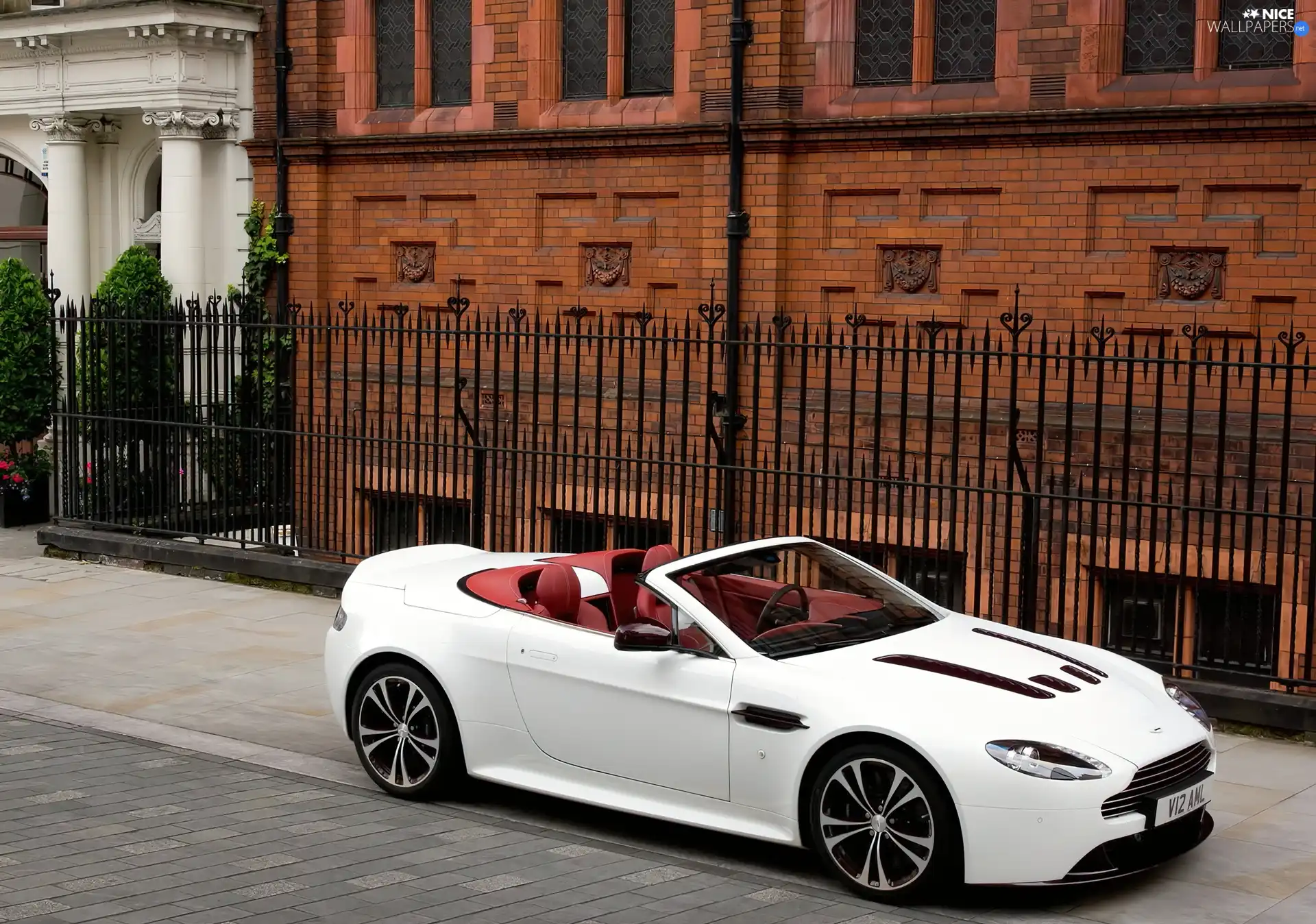 Aston Martin, Cabriolet, V12, Vantage