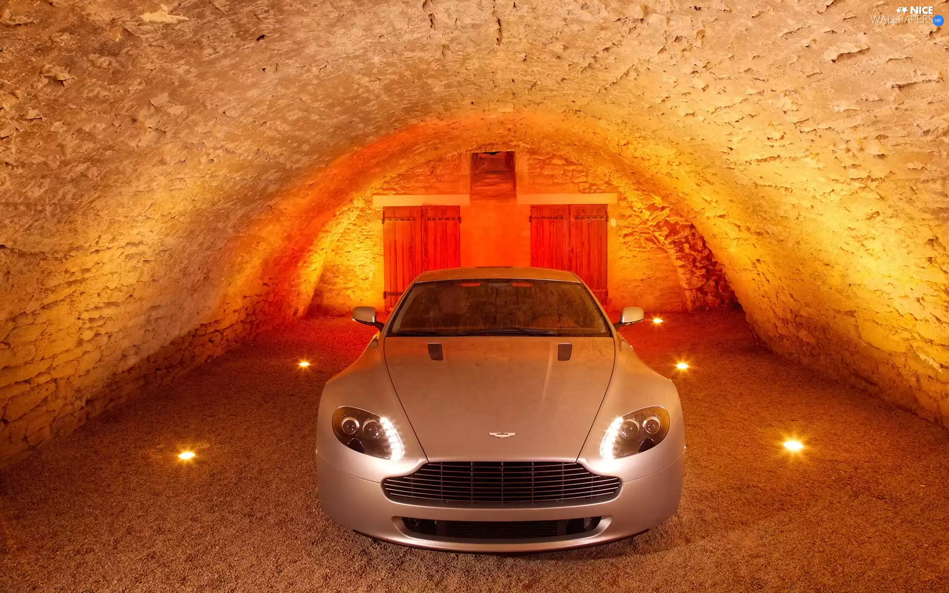 lighting, Aston Martin V8 Vantage S, garage
