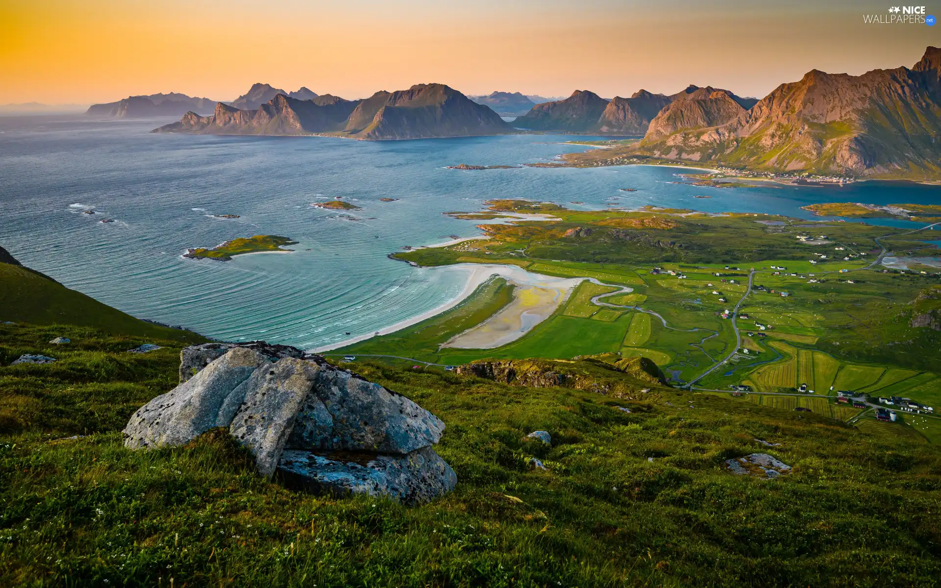 sea, Mountains, Stones, Lofoten, Norway, Kvalvika Beach, VEGETATION