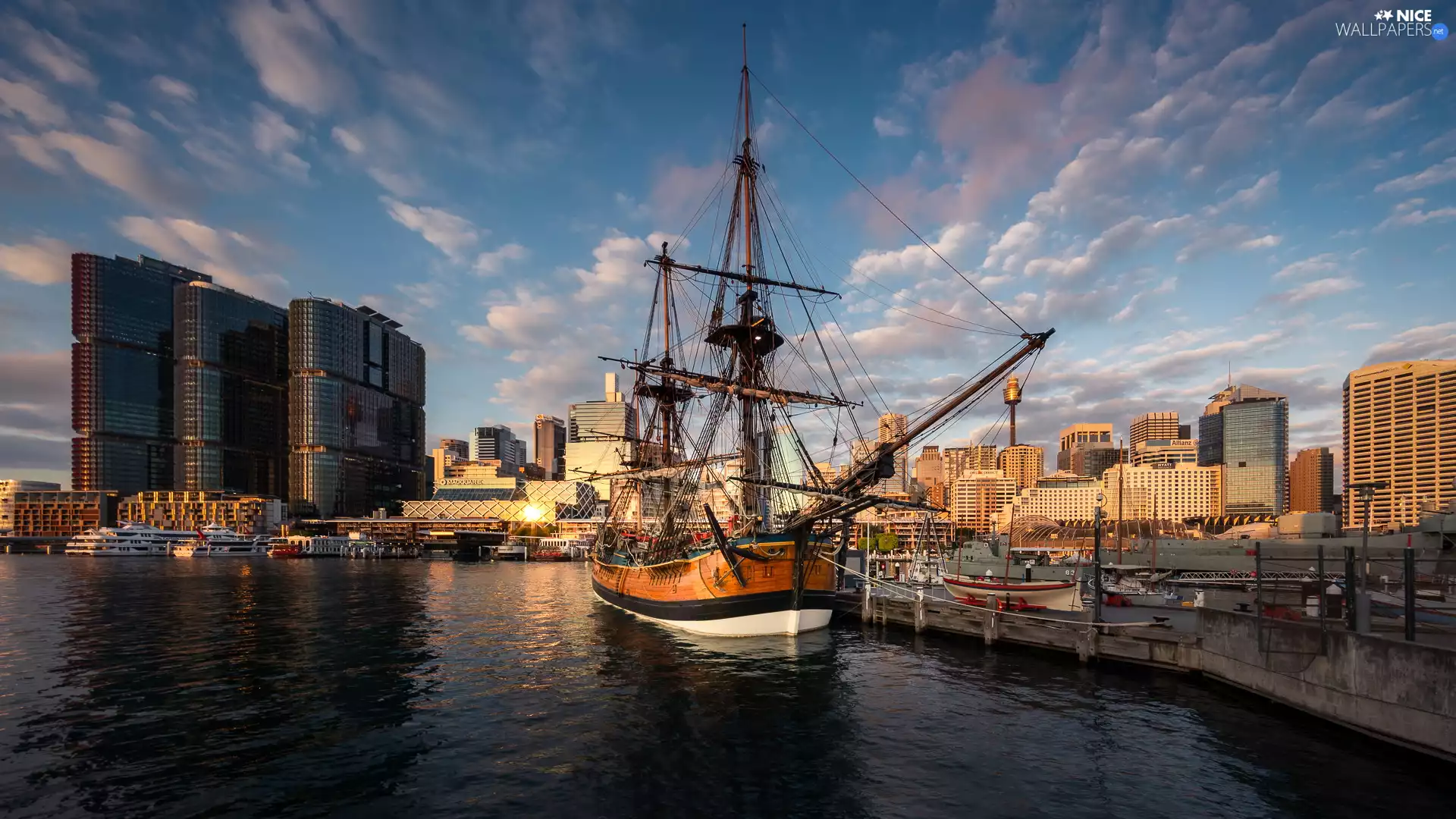sailing vessel, skyscrapers, port, Town