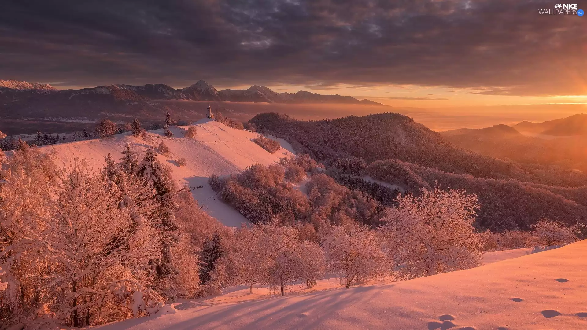 Mountains, Jelovica Plateau, Dachshund Settlement, viewes, Church of St. Primus and Felicjan, Slovenia, Kranj Commune, Sunrise, trees, winter