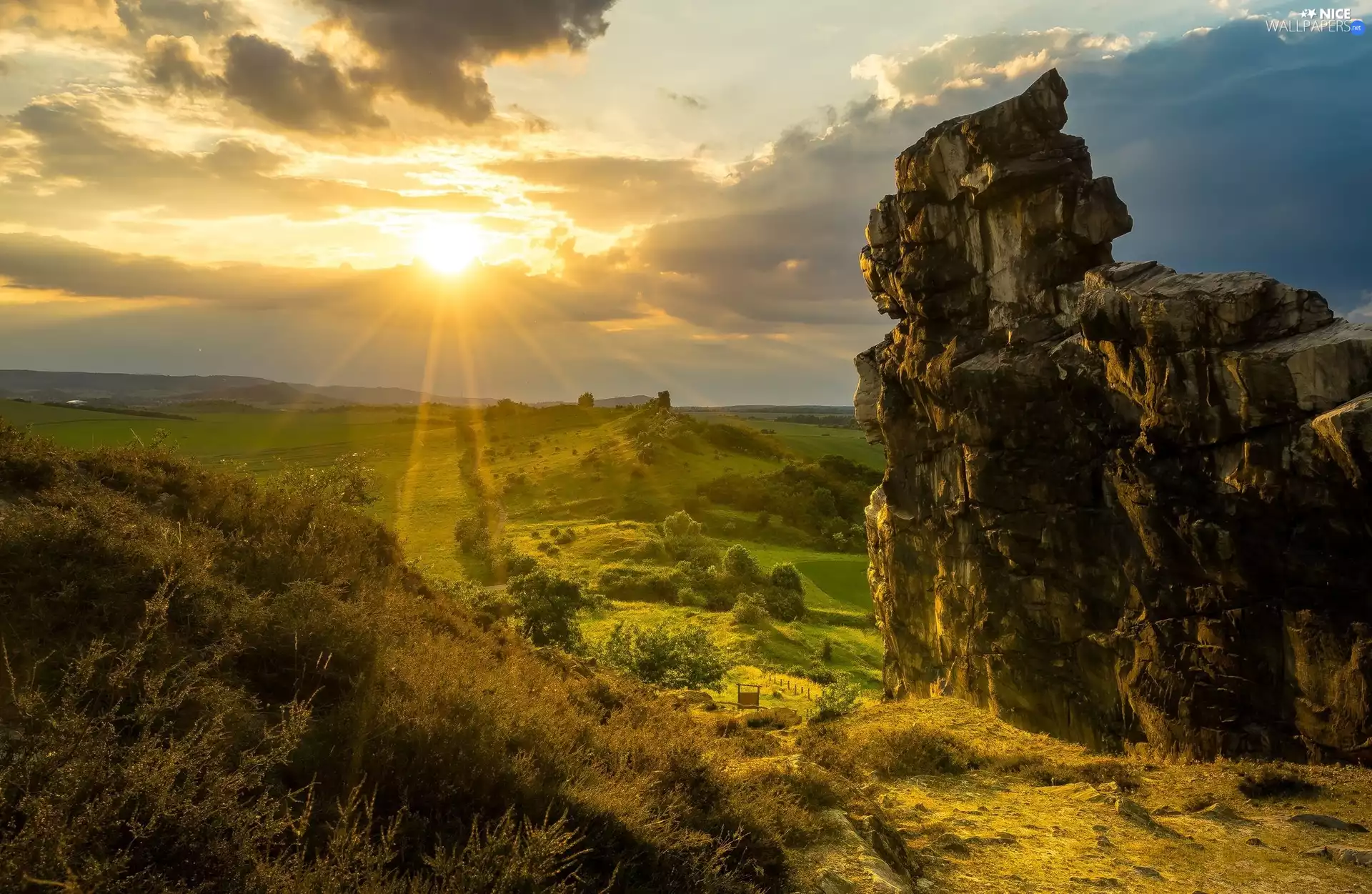 viewes, VEGETATION, The Hills, rocks, clouds, trees, field, Sunrise