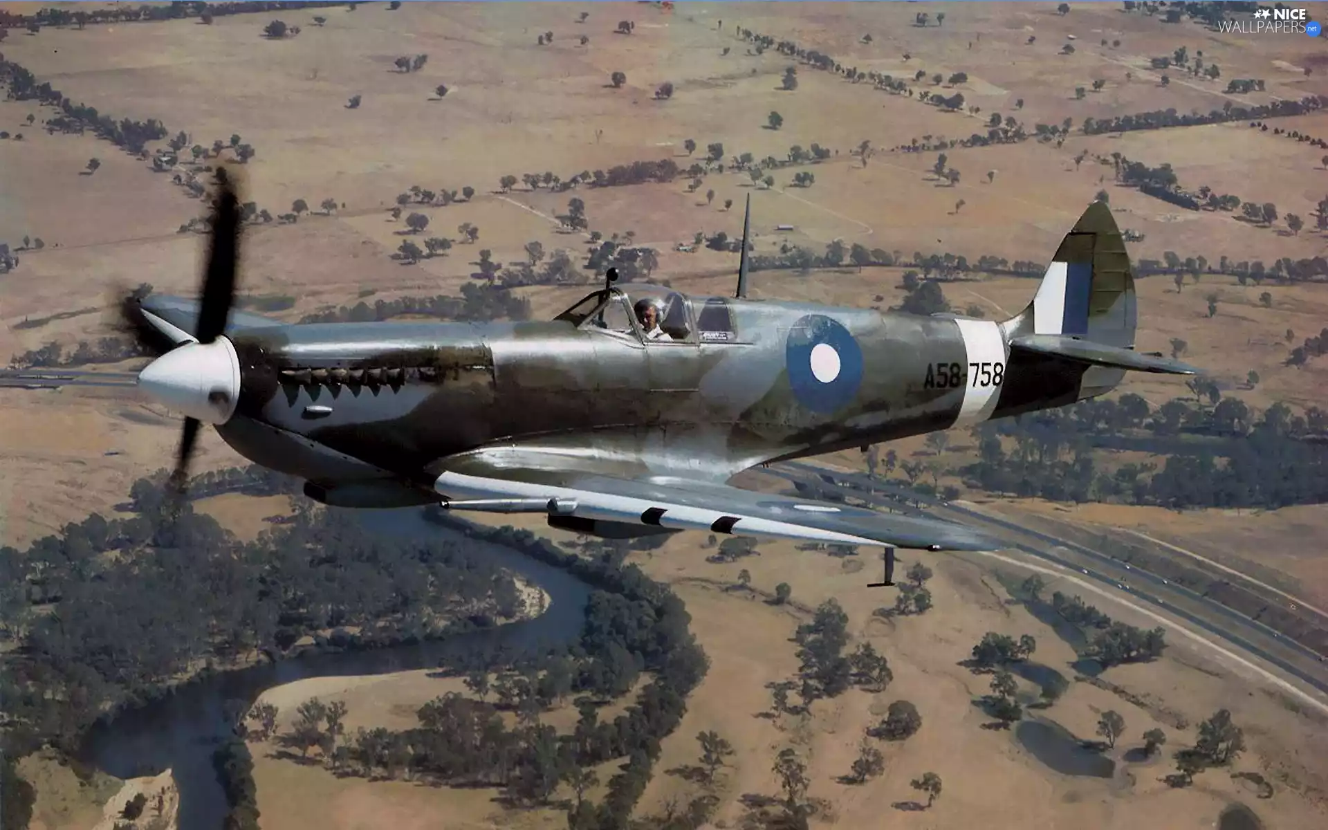 Supermarine Spitfire Mk VIII