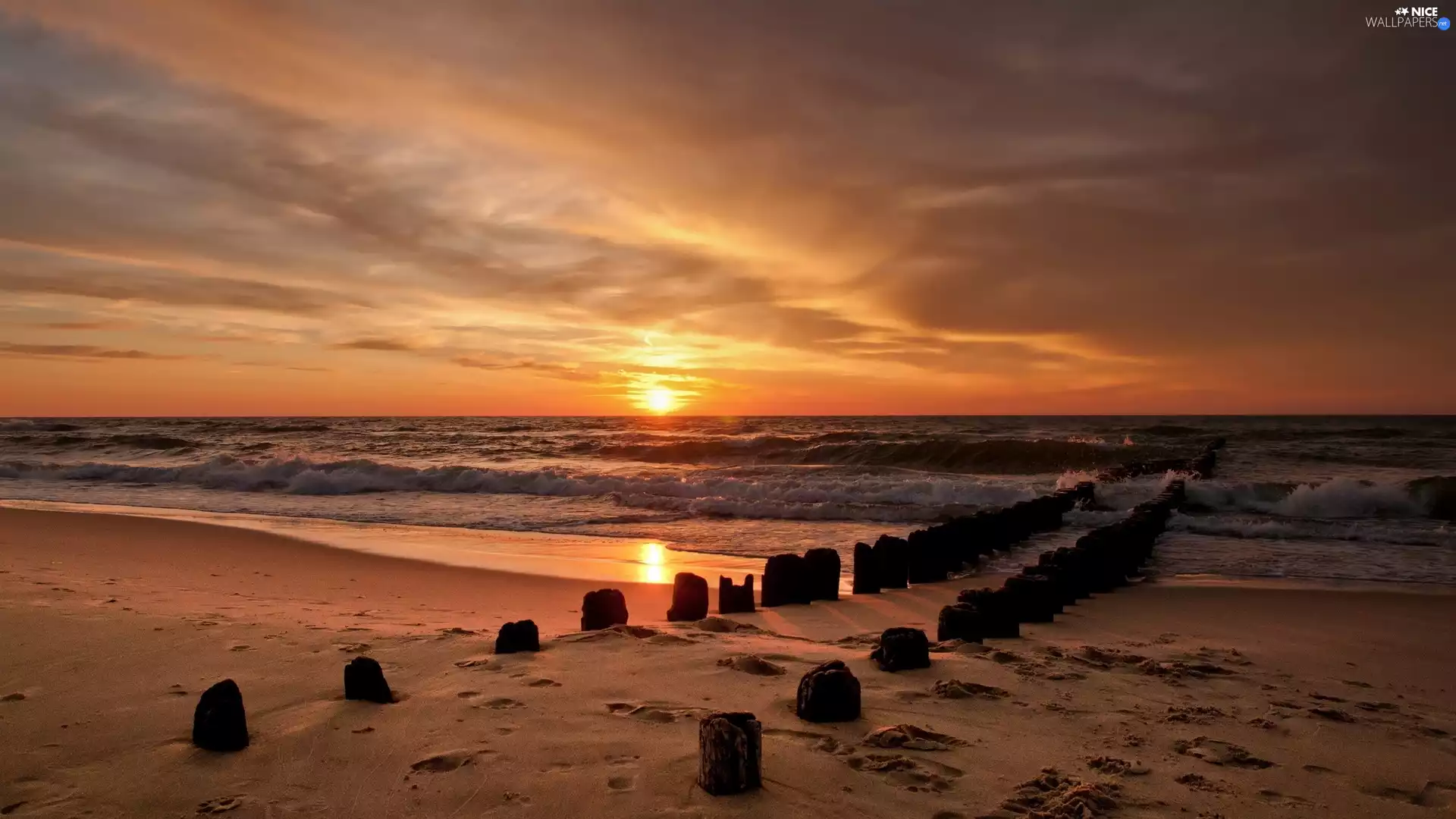 Waves, sea, Beaches, Sand, Pale, breakwater, Sky, clouds, Great Sunsets