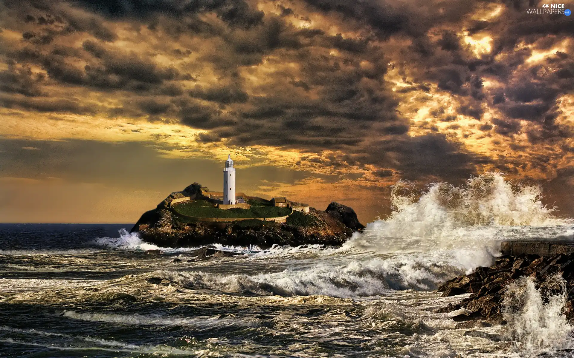 Lighthouses, sea, Waves, Great Sunsets