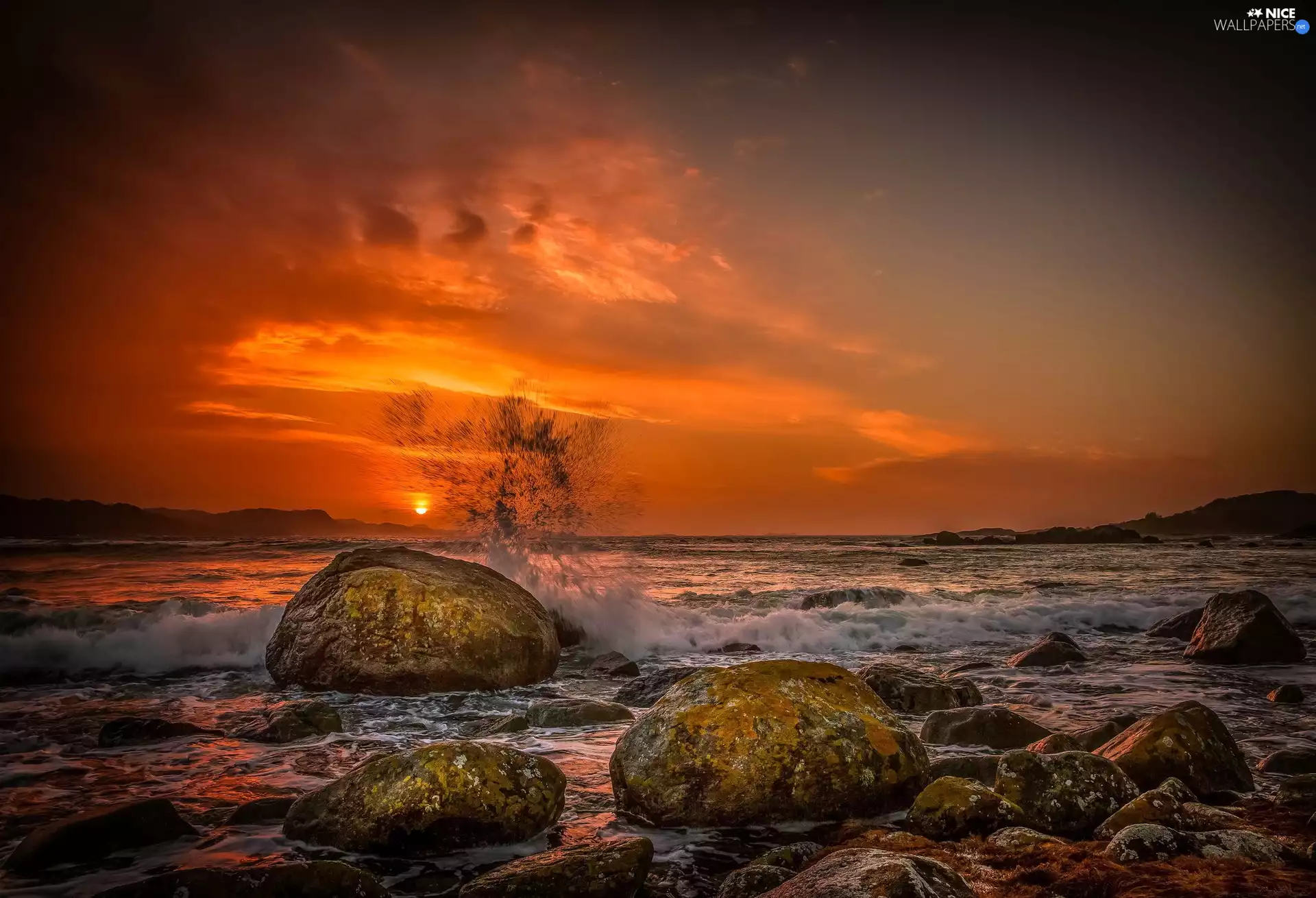 Stones, Waves, sun, sea, west