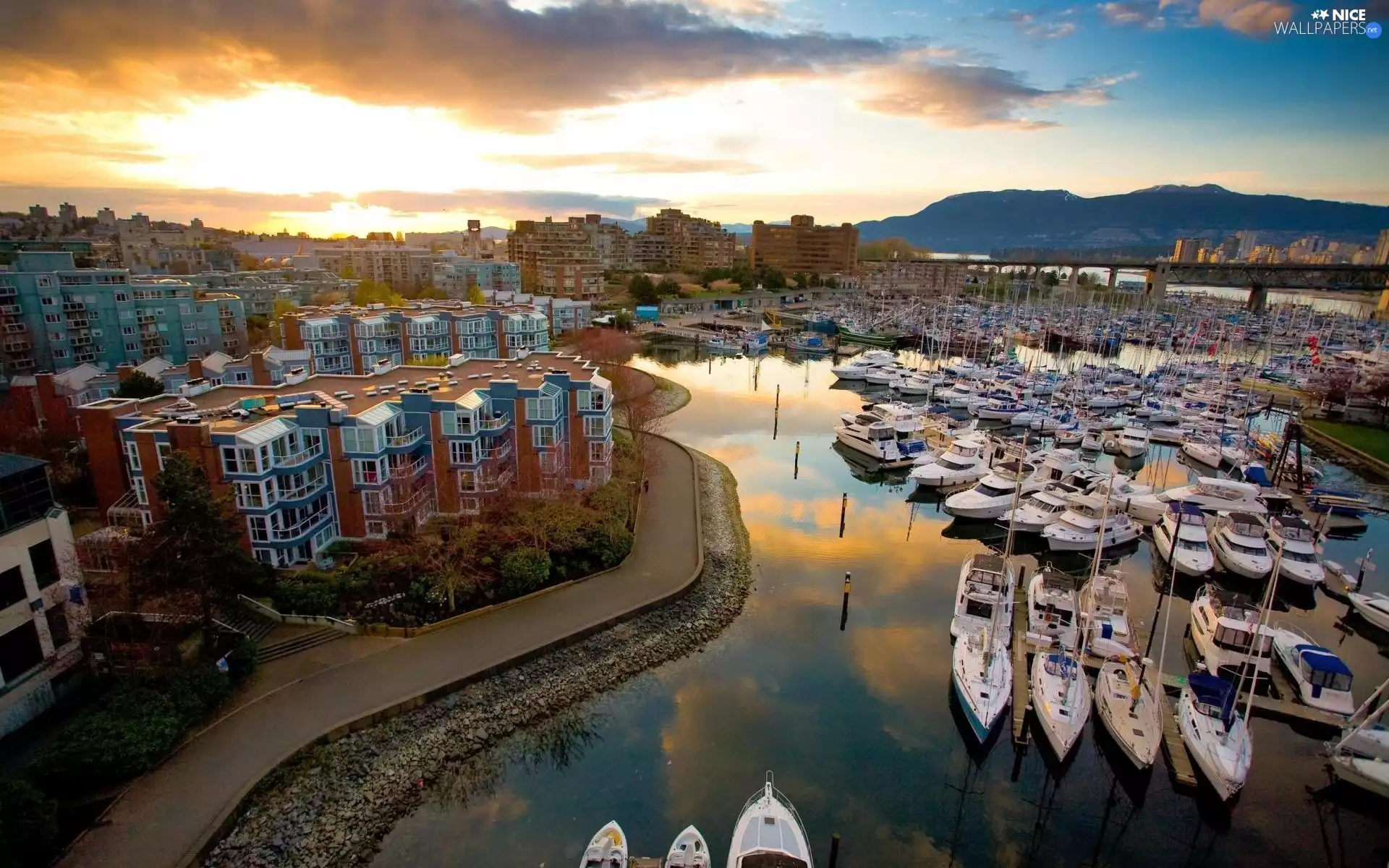 Yachts, Houses, reflection, Mountains, sun, Mooring, River, west