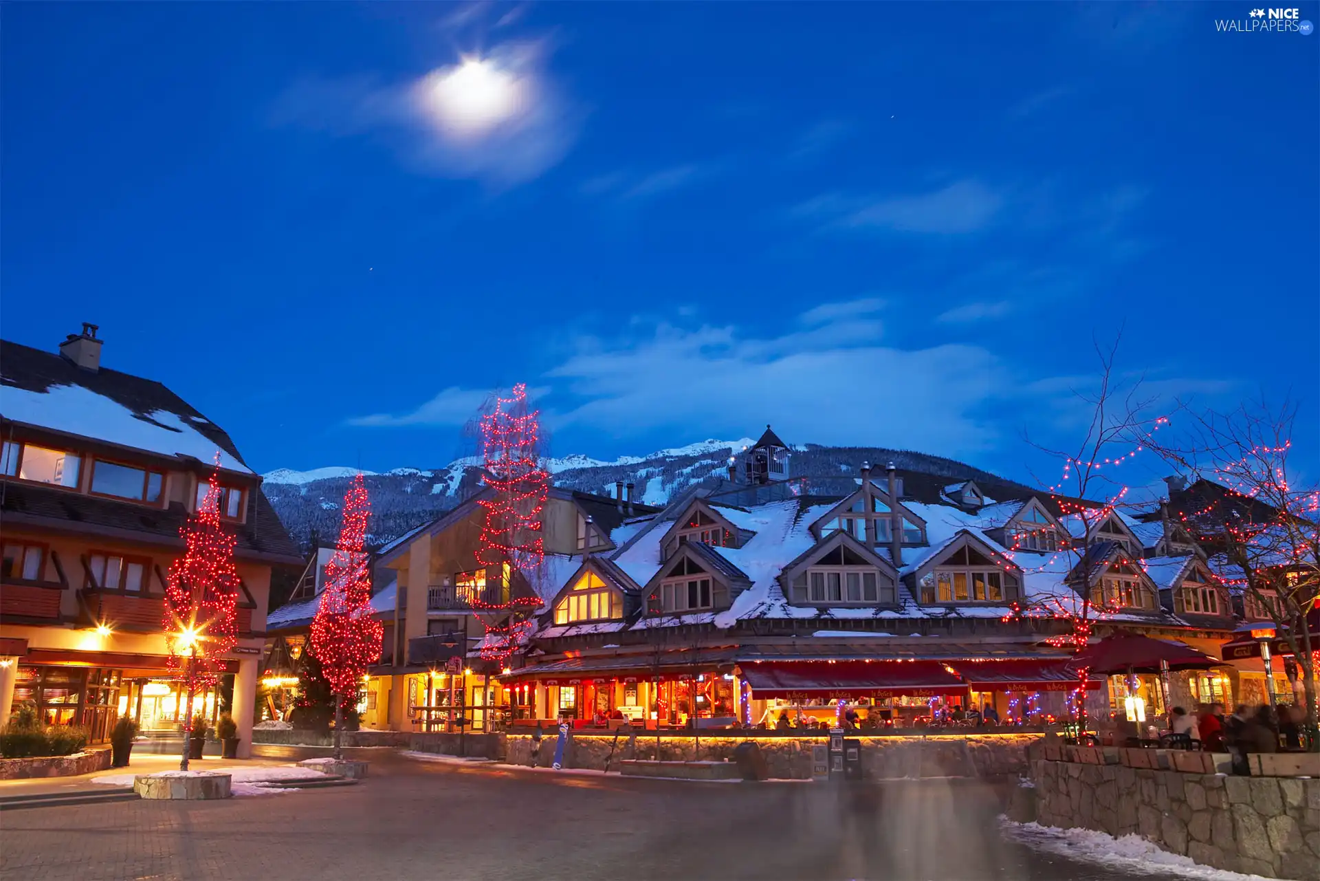 Town, Mountains, winter, Restaurant