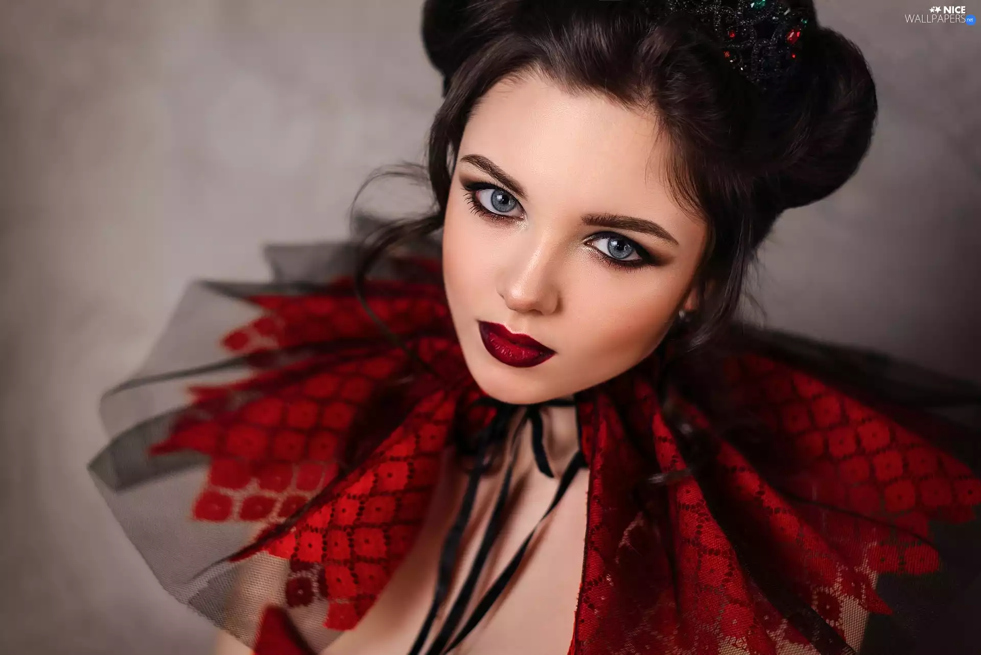 make-up, light brown, Red, collar, bound, Women