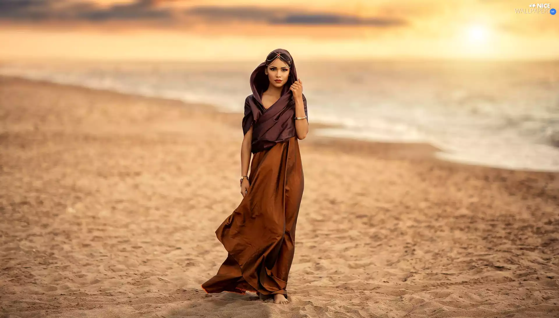 Foot, rays of the Sun, Beaches, Barefoot, Women