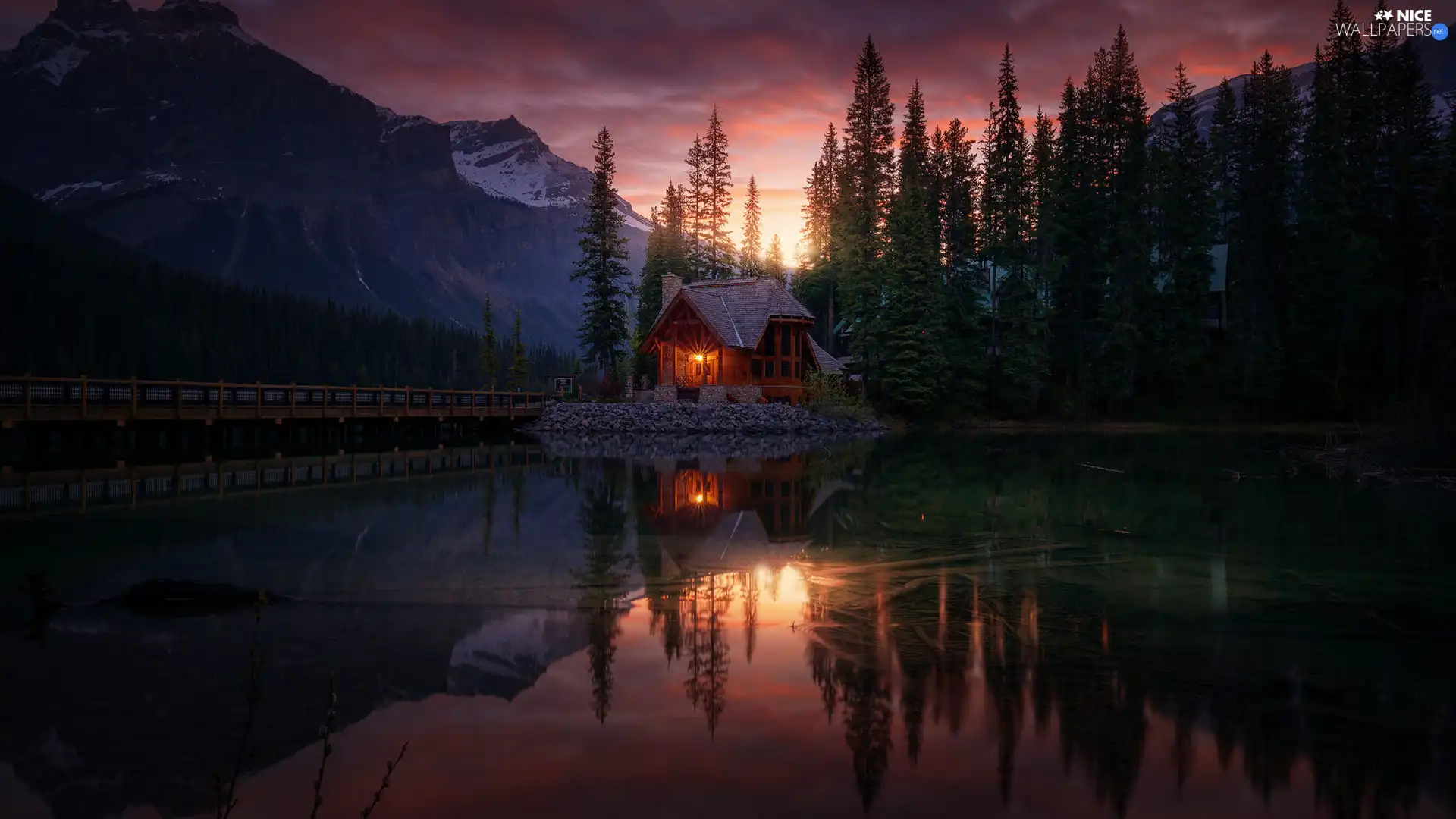 Emerald Lake, Mountains, bridge, trees, house, Yoho National Park, Canada, viewes