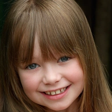 Connie Talbot, Smile, bangs, songster