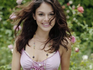 Rachel Bilson, Smile, decolletage, lovely