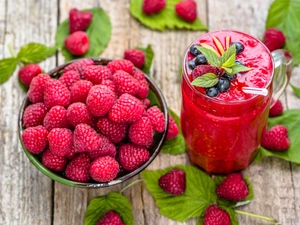 leaves, raspberries, cocktail, blueberries, boarding, bowl