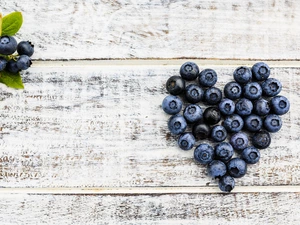 boarding, Heart, blueberries