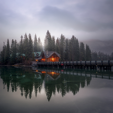 forest, Emerald Lake, house, Province of British Columbia, bridge, Yoho National Park, Floodlit, Canada, clouds, Mountains