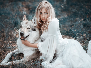 Cessy We, Blonde, blur, dog, grass, model, Women, Czechoslovakian Wolfdog