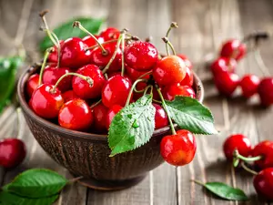 cherries, bowl