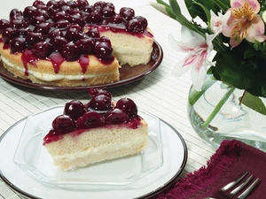 Flowers, cake, cherries