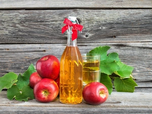 Fruits, Apples, composition, juice