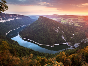 viewes, Neuchatel, Lac de Moron Lake, rays of the Sun, Chatelot Tama, Switzerland, The Hills, Fog, forest, trees