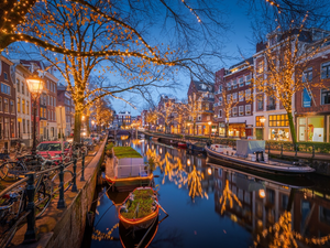 Houses, canal, evening, Boat, lighting, Street, Amsterdam, Lamp