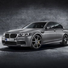 BMW M5 F10