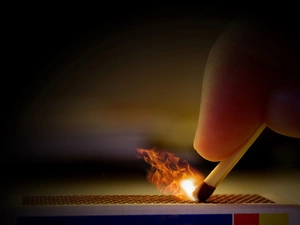 fire, hand, The Match, Drask, Box