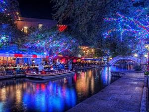 viewes, Night, Restaurants, trees, River