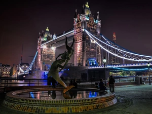 Night, London, Statue, Tower Bridge, Girl with a Dolphin
