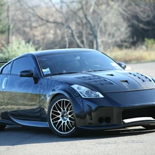 Nissan 350Z, square