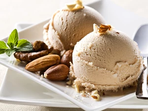 dessert, nuts, almonds, ice cream
