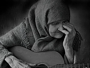 old woman, Guitar