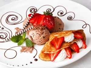 strawberries, Whipped cream, Pancake, ice cream, dessert